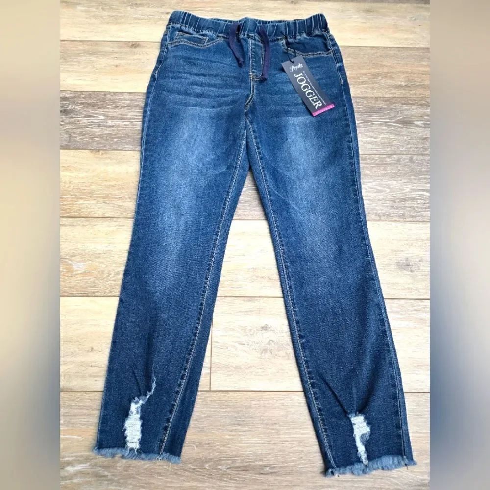 NWT Royalty Faux Jean Comfortable Jogger elastic waist rough hem small